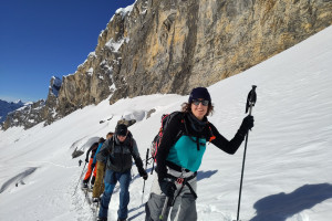 splitboard-up-to-the-peak.jpg